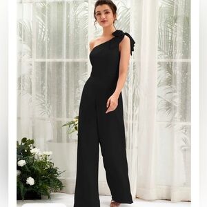 Elegant Black Jumpsuit - Size 8